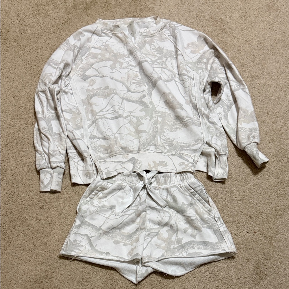 Altar’d State camo outfit size SM.